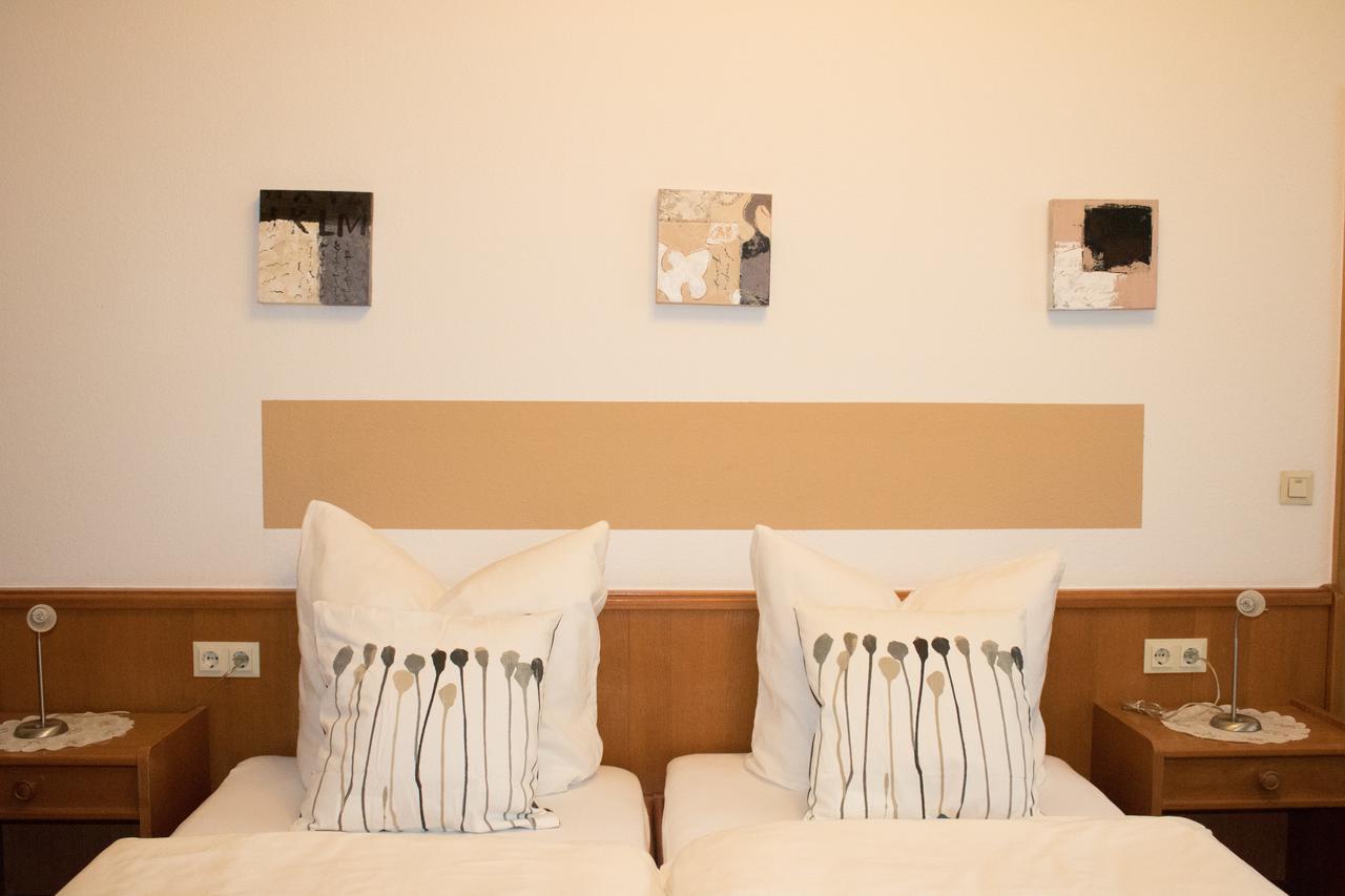 Stadthotel Russelsheim Esterno foto