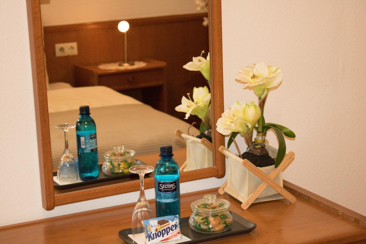 Stadthotel Russelsheim Esterno foto